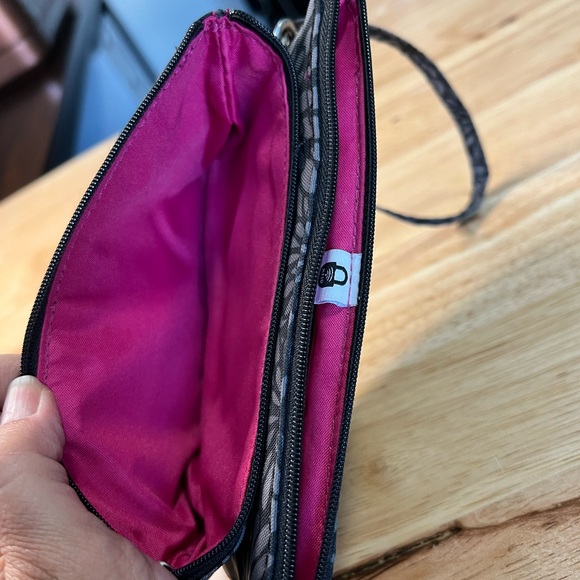 Baggallini Zip Wristlet - Picture 6 of 10